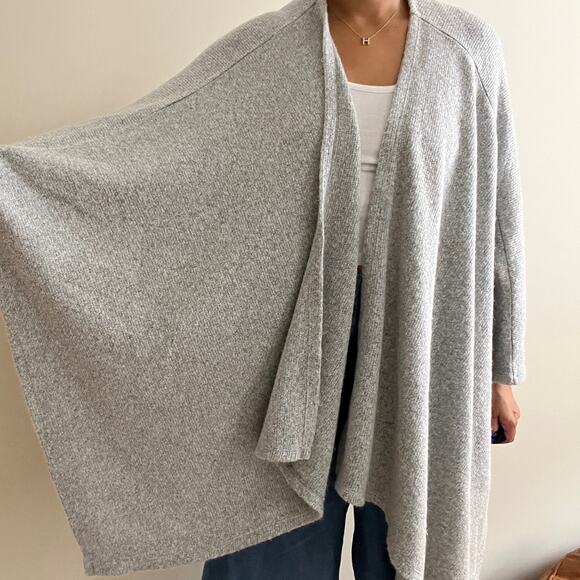 Isabel Maternity by Ingrid & Isabel Gray Open Cardigan Size OS - Picture 10 of 11